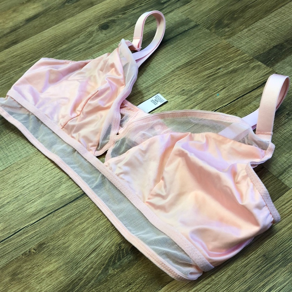 Victoria Secret bralettes - Picture 2 of 4
